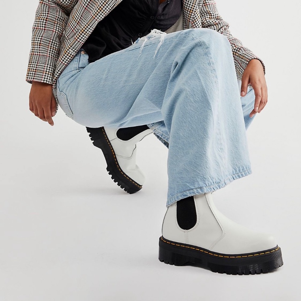 Dr Martens 2976 Quad Chelsea Boots